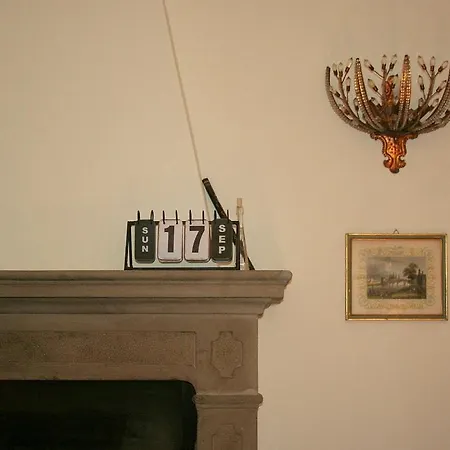 Lo Sghimbescio Bed and Breakfast Marradi