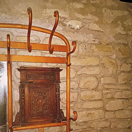 Lo Sghimbescio Bed & Breakfast